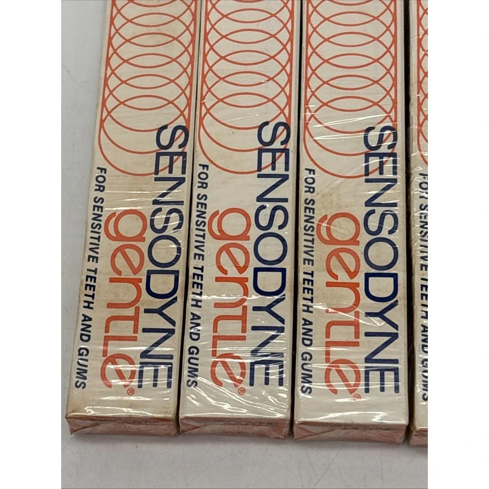 7- Vintage Sensodyne Gentle Toothbrush Sensitive Teeth/Gums Made In USA